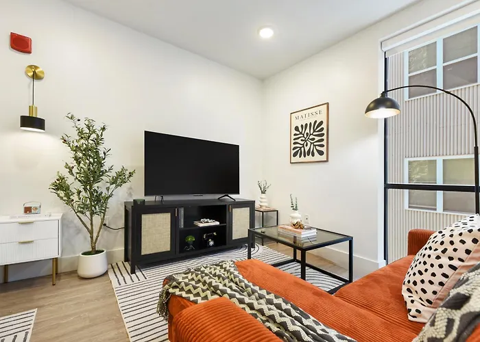 Lux King Bed Free Parking Pitt Cmu Apartment *