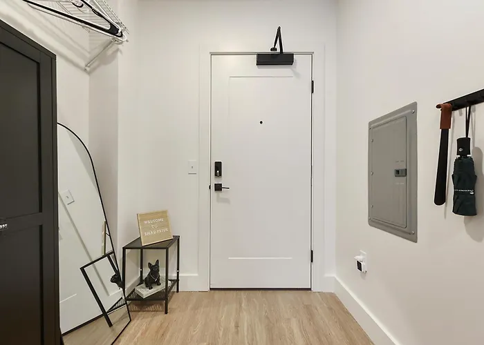 Apartment Lux King Bed Free Parking Pitt Cmu Pittsburgh